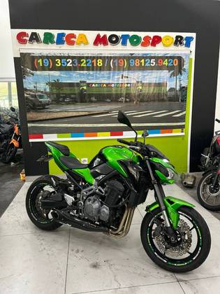 KAWASAKI Z900 KAWASAKI Z900